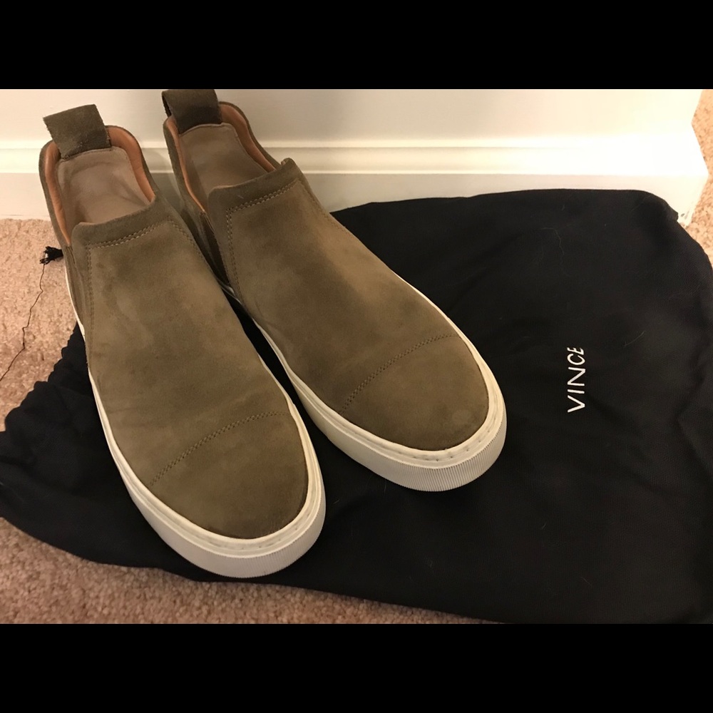 Vince Camuto Suede size 9 men’s sneakers
